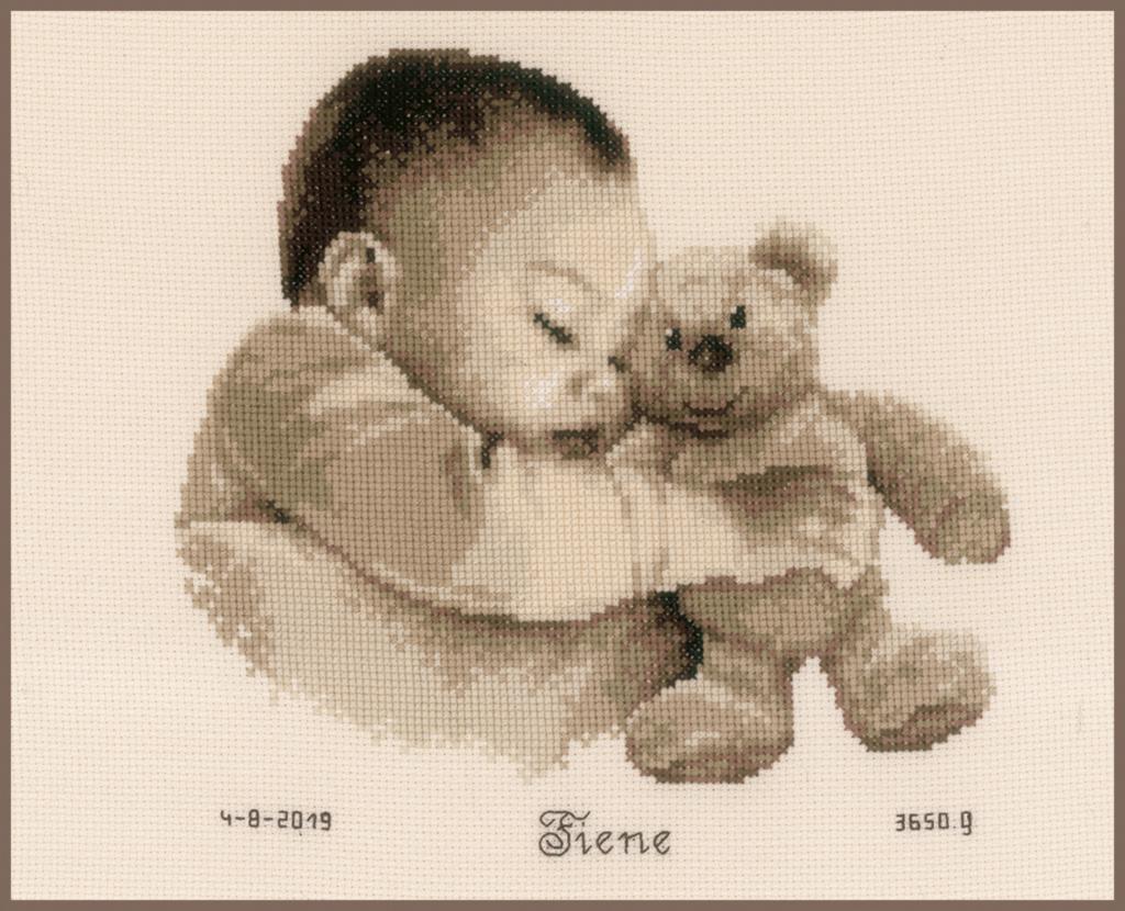PN-0163566 Cross stitch kit Baby with a bear, 24x23, 14 aida, counted cross  Vervaco