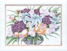 BT-117 Counted cross stitch kit Crystal Art "Tender color of hydrangea"