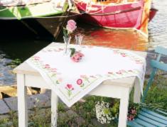 PN-0156419 Vervaco Tablecloth "Pink Flowers"