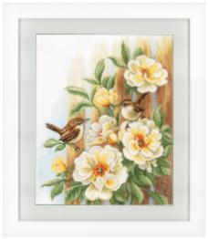 PN-0021782 Vervaco "Wrens on roses"