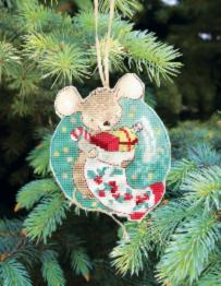Christmas tree toy cross-stitch kit Т-41 "Present"