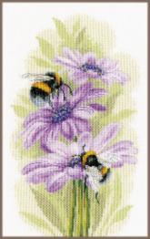 PN-0190652 Counted cross stitch kit LanArte "Dancing bees"