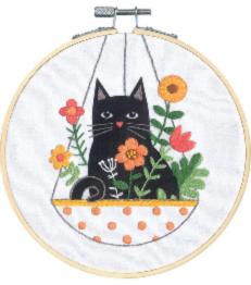 72-76916 DIMENSIONS Learn-a-Craft Cat Plant Needlepoint Kit Cat Planter with Hoops