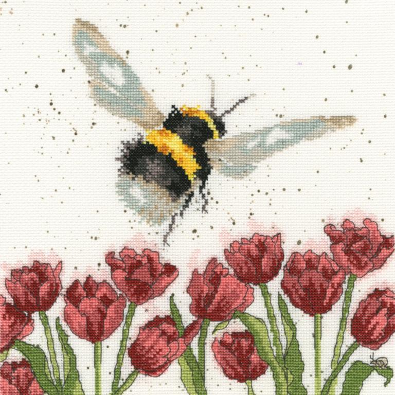 XHD41 Набор для вышивания крестом Flight Of The Bumblebee "Полет шмеля" Bothy Threads. Catalog. Kits