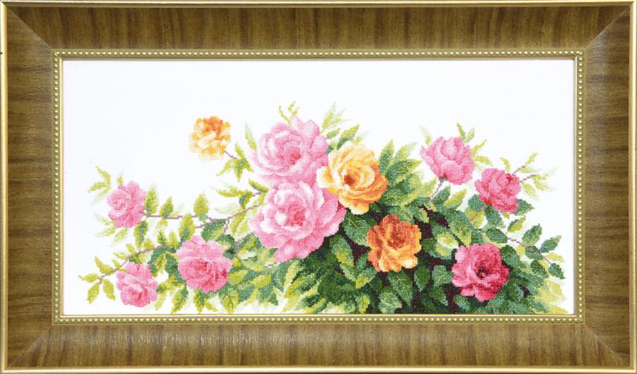 ВТ-090 Набор для вышивания крестом Crystal Art "Благоухание летних роз". Catalog. Kits
