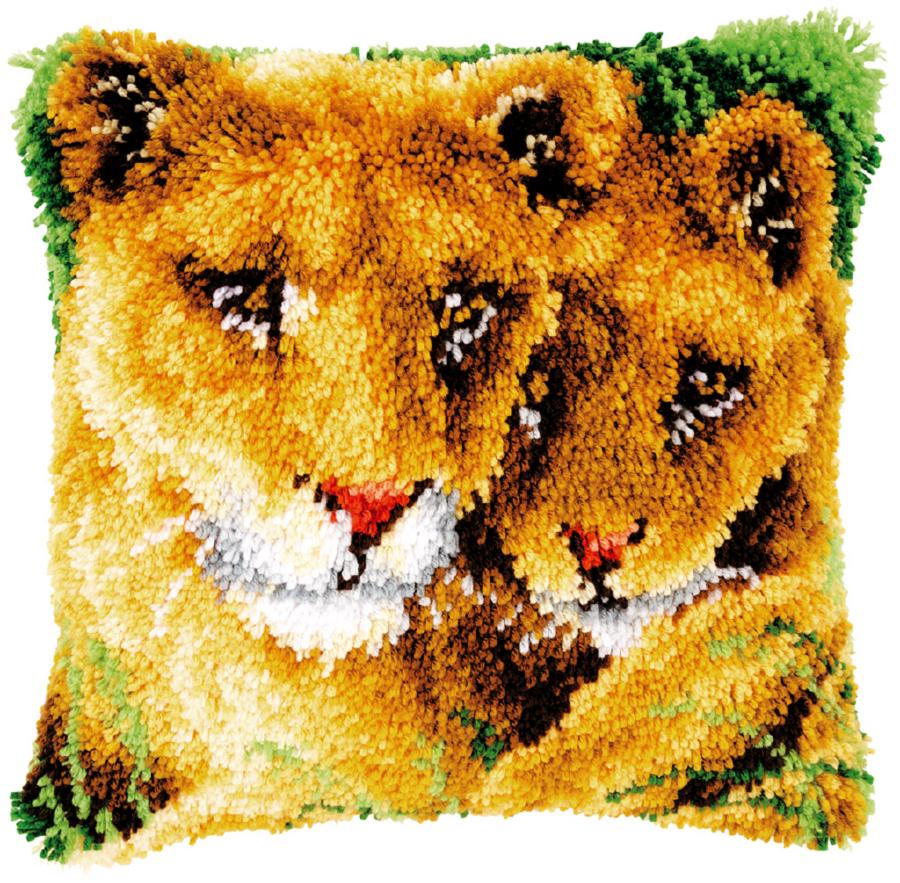 PN-0147954 Набор для вышивания ковровая техника Lioness and Cub Львы 40х40 (подушка). Catalog. Kits
